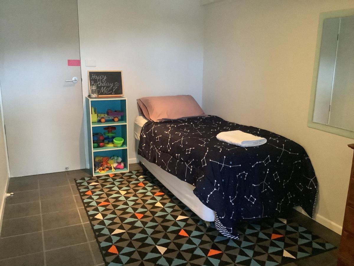 Studio Apartment With Seaview Airlie Beach Luaran gambar