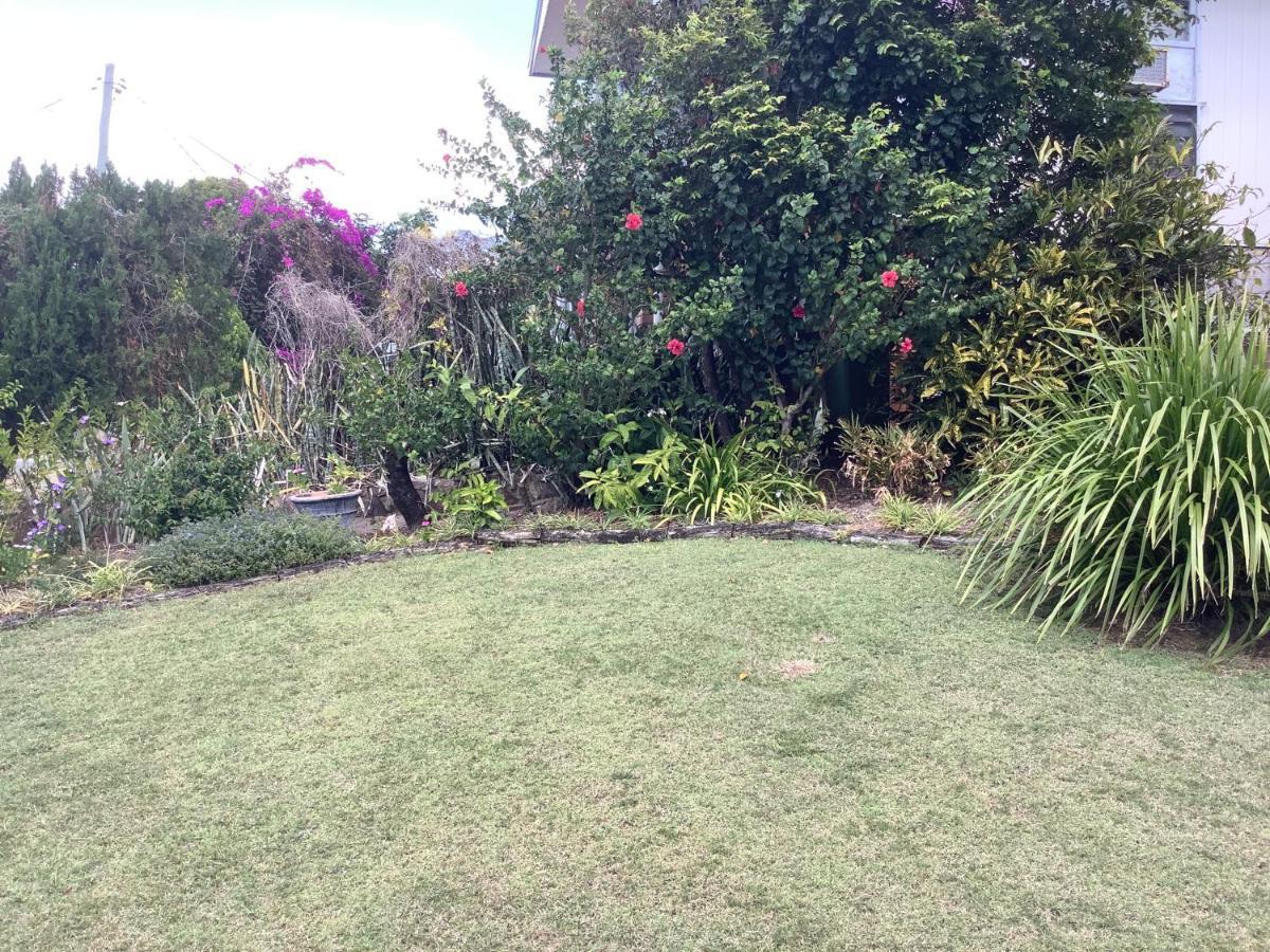 Studio Apartment With Seaview Airlie Beach Luaran gambar