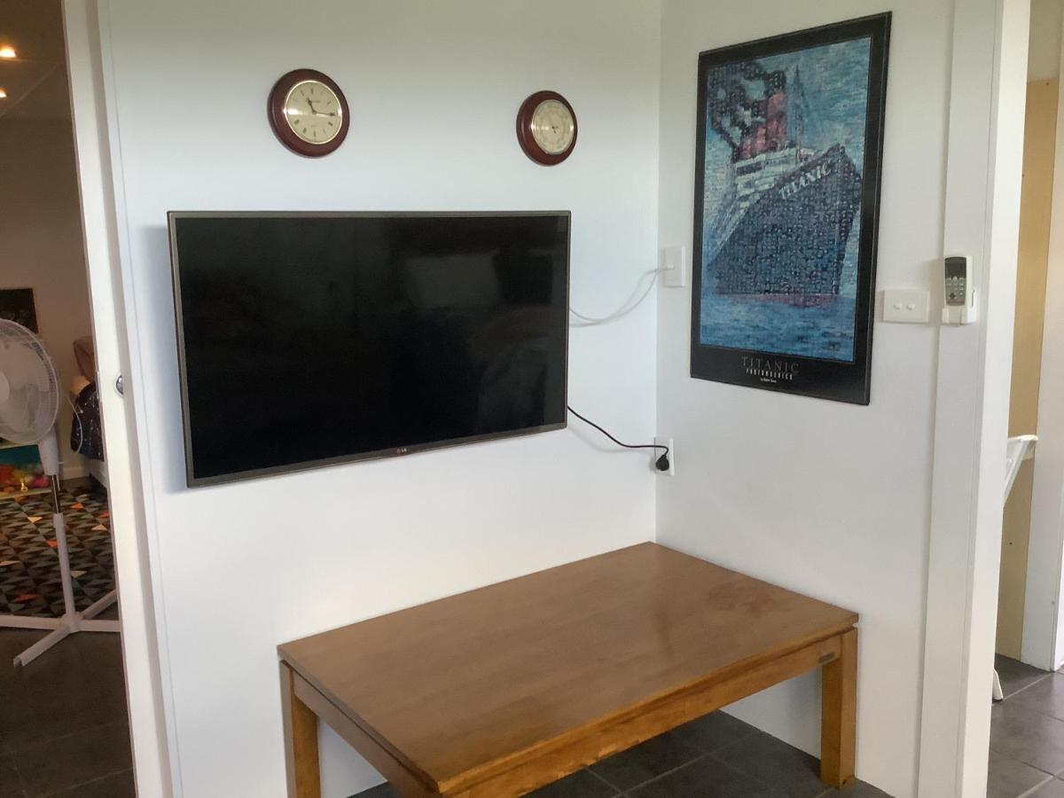 Studio Apartment With Seaview Airlie Beach Luaran gambar